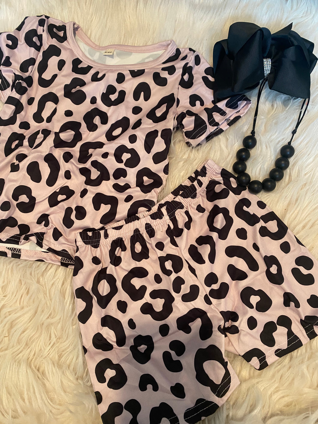 Leopard set